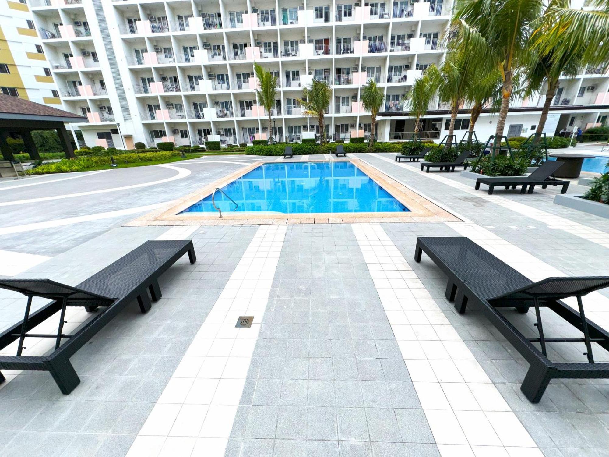 Casa Salcedo - Field Residences Paranaque City Exteriör bild